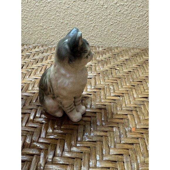 Vintage Porcelain Cat Figurines Set Of 2 Made In Japan Collectibles - Picture 3 of 12